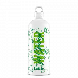 Voici la première bouteille de Volvic élaborée à 100% en plastique recyclé  - Danone